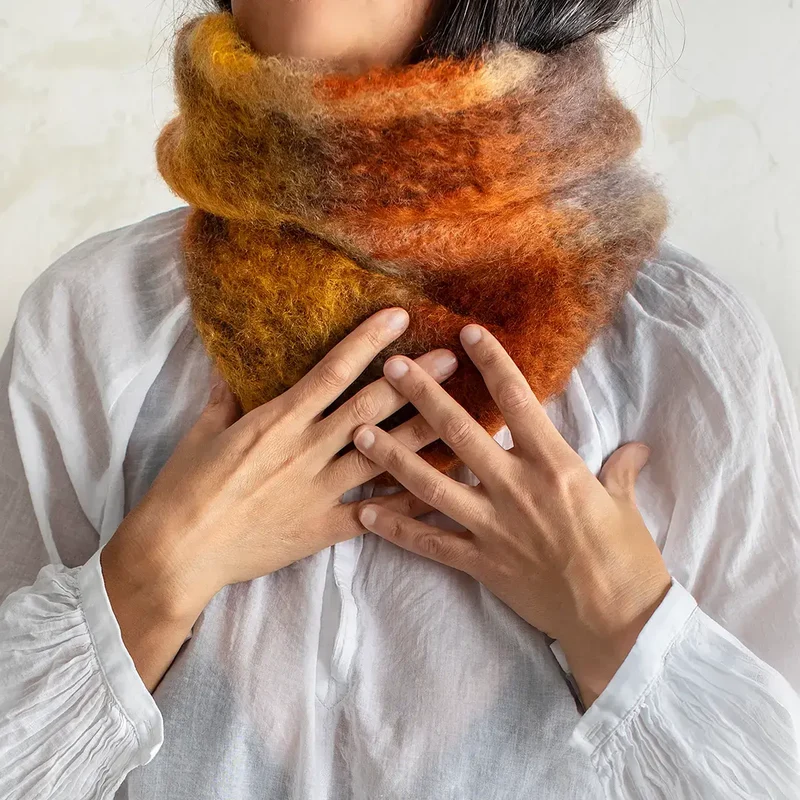 Cuello Mohair Cuadros Marrones
