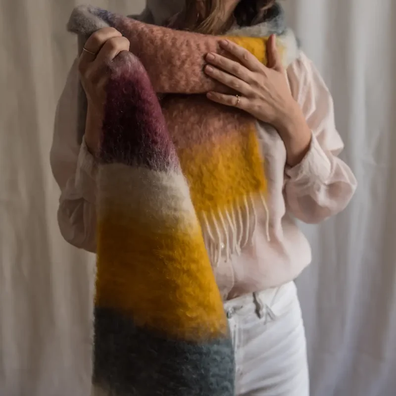 Foulard Mohair Franjas Pastel