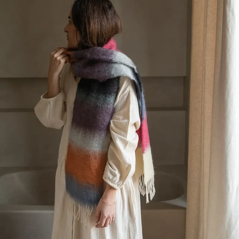 Foulard Mohair Franjas Azules Fucsia Blanco