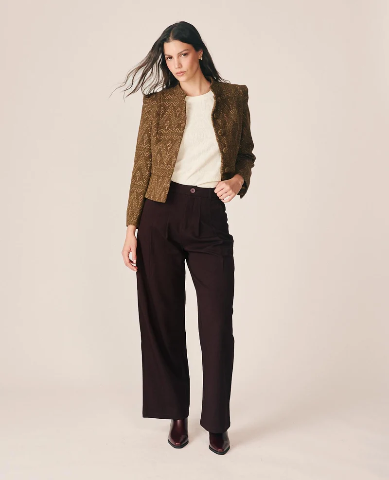 PANTALÓN ANCHO CON PINZAS