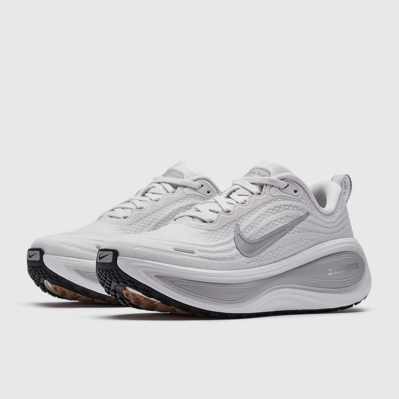 Nike Vomero Plus para mujer