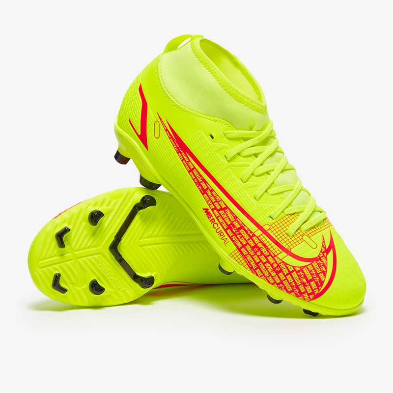 Nike Botas de fútbol multisuperficie